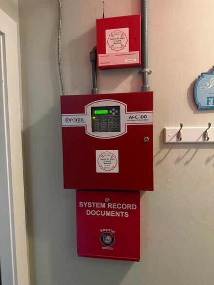 More Photos Of 1161-1165 Estero Blvd, Fort Myers Storefront Retail Residential For Lease