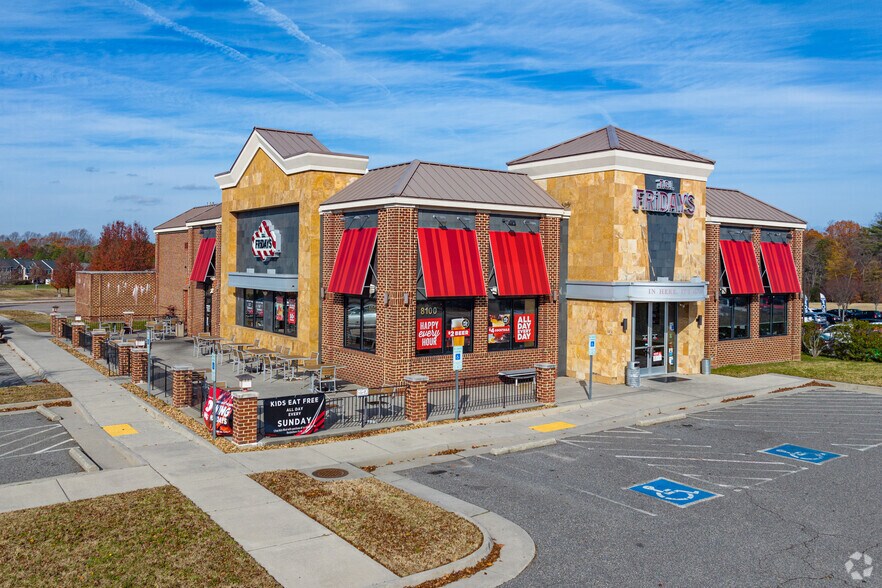 Primary Photo Of 8100 Creighton Pky, Mechanicsville Restaurant For Sale