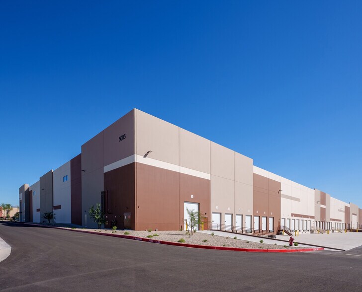 More Photos Of 5005 E Cartier Ave, Las Vegas Service For Lease