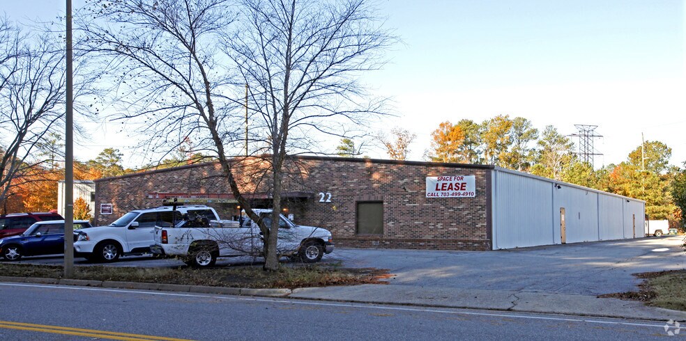 More Photos Of 22 Research Dr, Hampton Warehouse For Lease