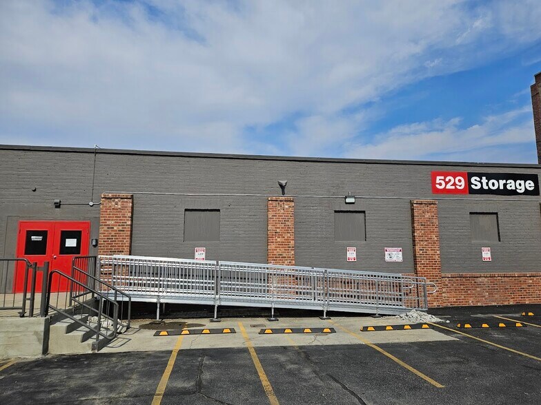 More Photos Of 517 S Wenatchee Ave, Wenatchee Self Storage For Sale