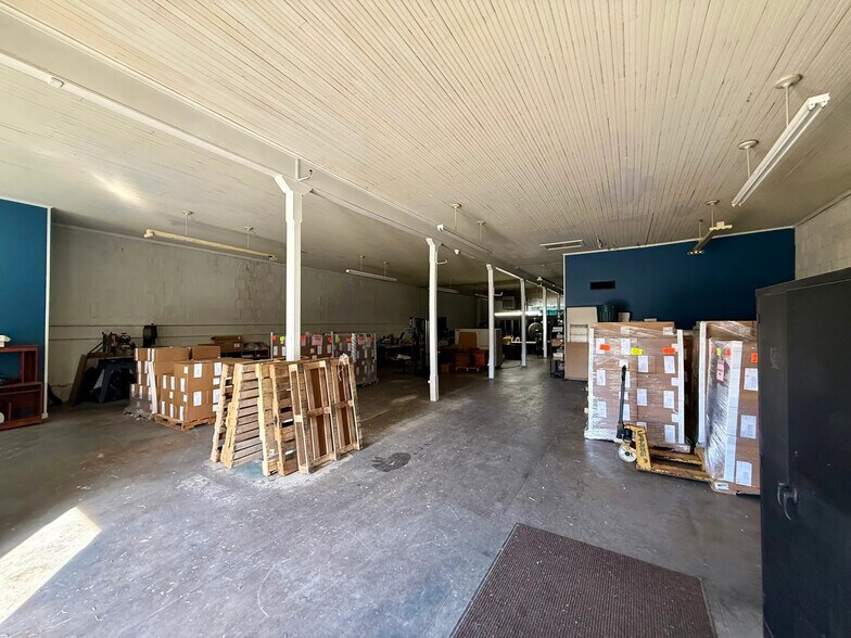 More Photos Of 1513 24th Ave, Gulfport Office For Sale