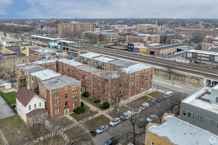 More Photos Of 330 N Pine Ave, Chicago Apartments For Sale