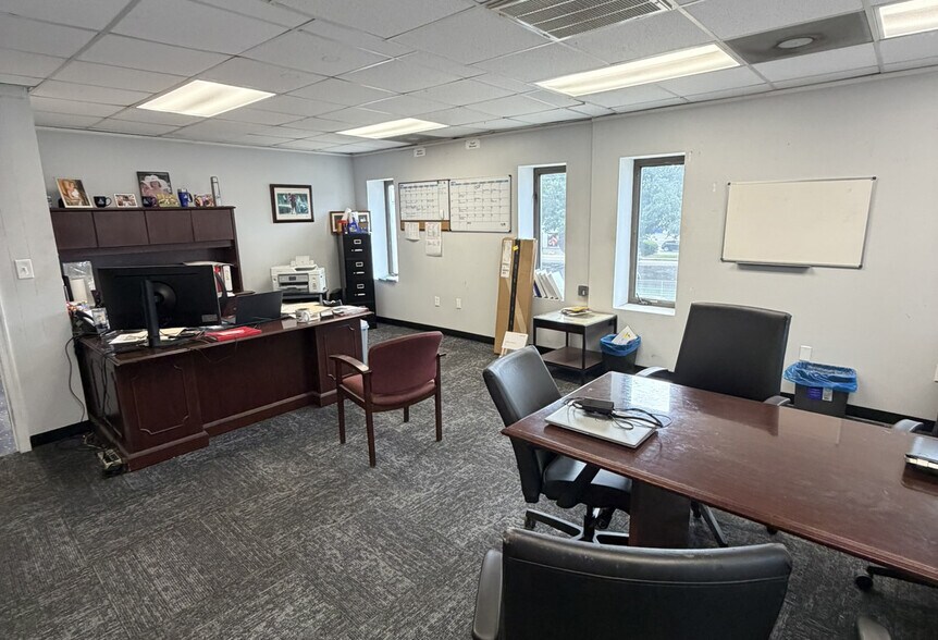 More Photos Of 2506 Colley Ave, Norfolk Industrial For Sale