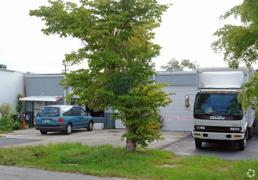 More Photos Of 3400 NE 6th Ter, Pompano Beach Industrial For Sale