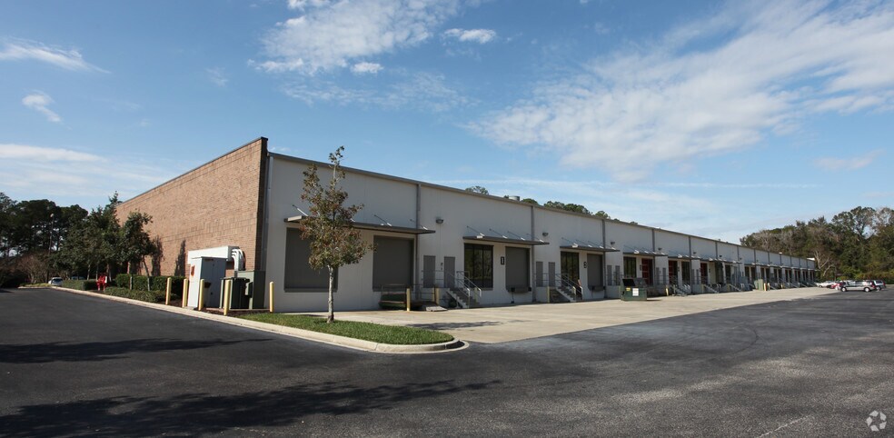 More Photos Of 10475 Fortune Pky, Jacksonville Unknown For Lease