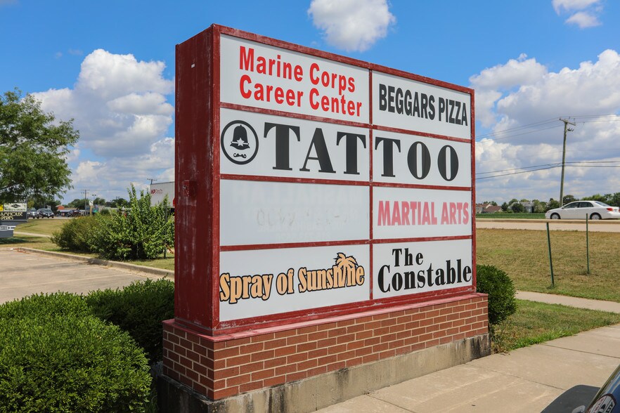 More Photos Of 16122 Route 59 Rt, Plainfield General Retail For Lease