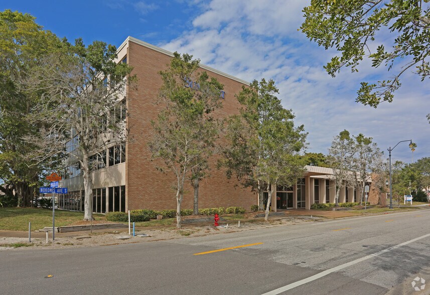 More Photos Of 200 Nokomis Ave S, Venice Office For Lease