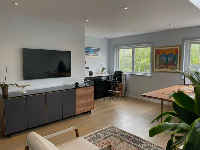 More Photos Of 45-43 21st St, Long Island City Storefront Retail Office For Lease