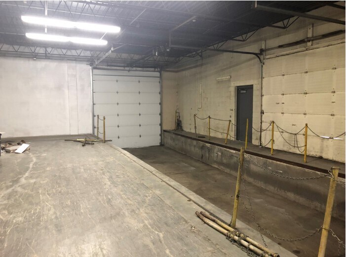 More Photos Of 4551 N 125th St, Butler Warehouse For Lease