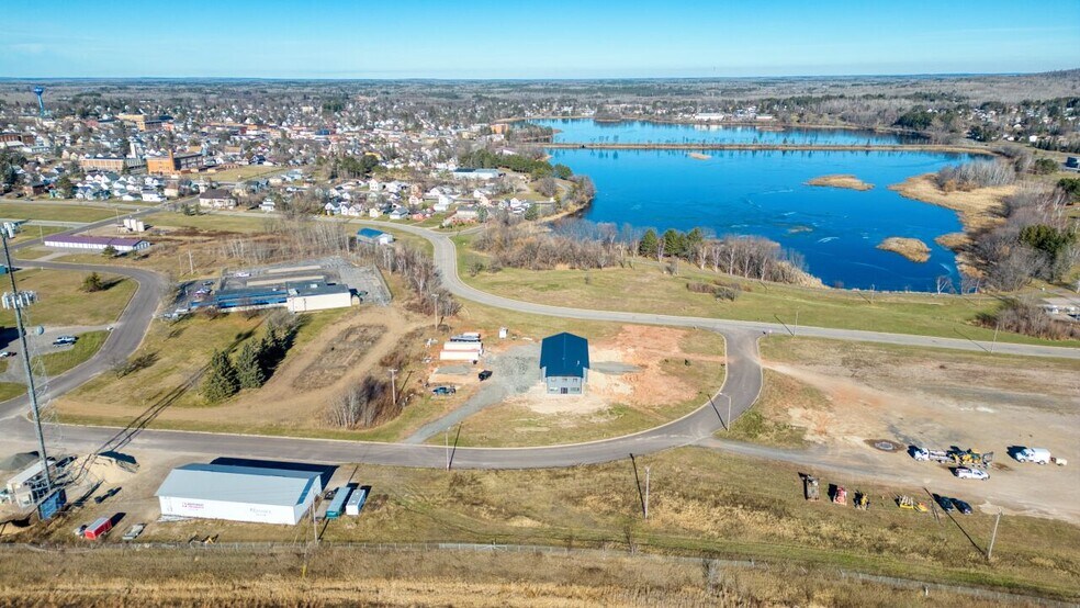 More Photos Of 126 Iron Dr, Chisholm Industrial For Sale