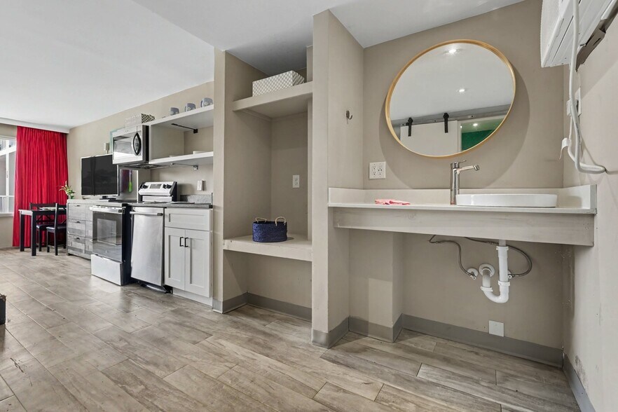 More Photos Of 1500 S Ocean Blvd, Myrtle Beach Apartments For Sale