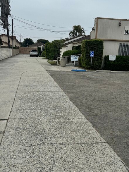 More Photos Of 18011-18015 Pioneer Blvd, Artesia Medical For Lease