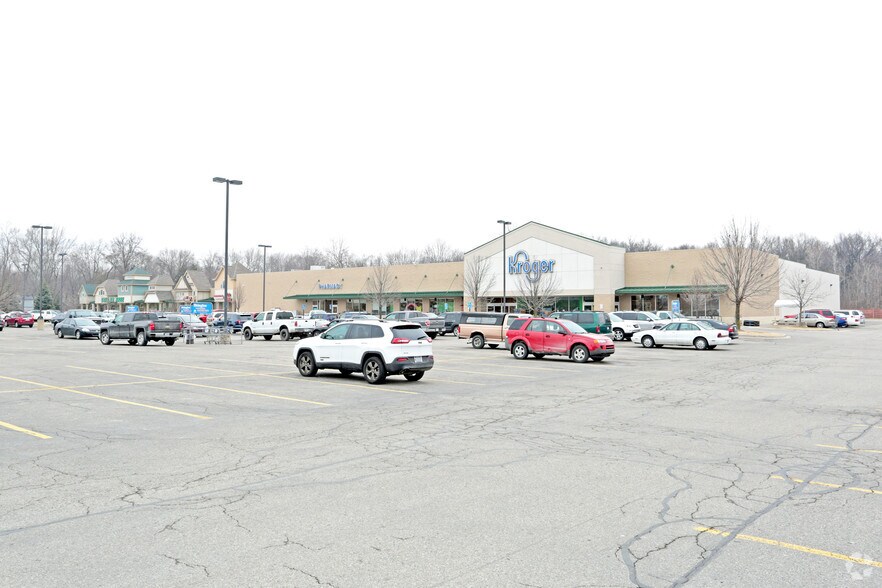 Primary Photo Of 2600-2680 Pointe Tremble Rd, Algonac Unknown For Lease