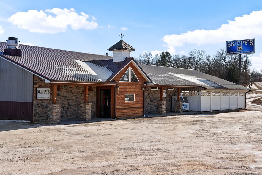 More Photos Of 247 Highway H, Leasburg Restaurant For Sale