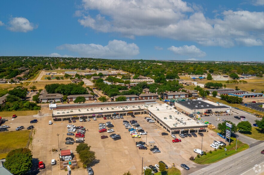 More Photos Of 344 SW Wilshire Blvd, Burleson Unknown For Lease