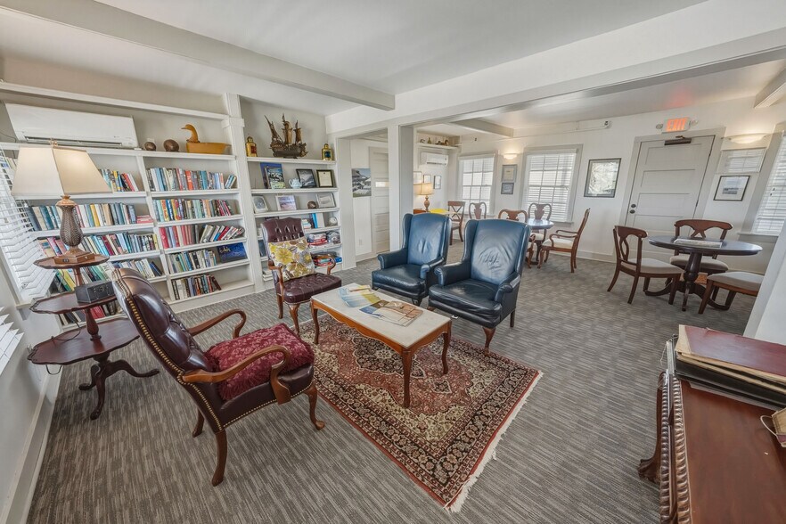 More Photos Of 6715 S Croatan Hwy, Nags Head Hotel For Sale