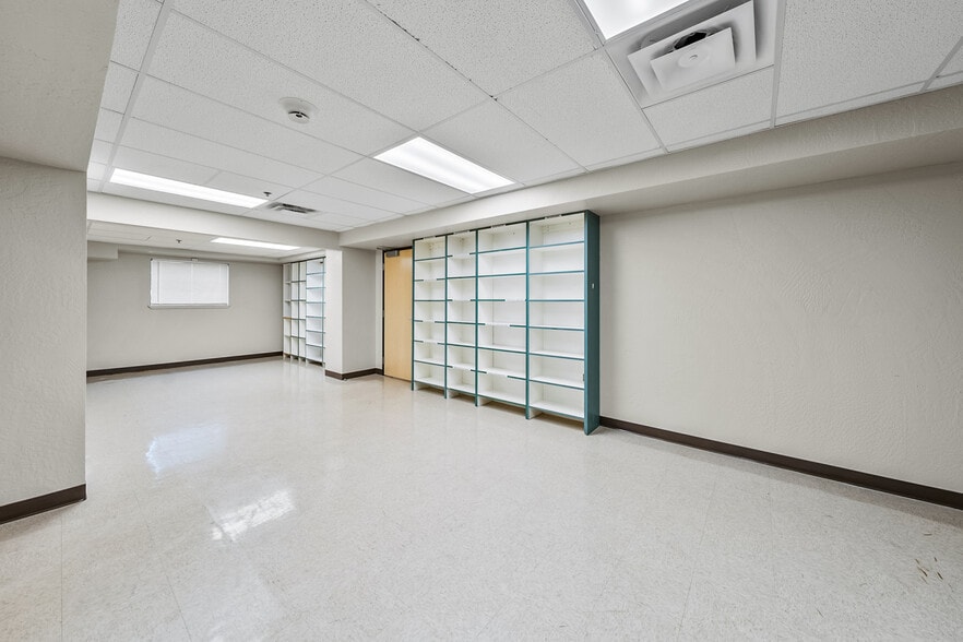 More Photos Of 2166 NW Vine St, Grants Pass Medical For Sale