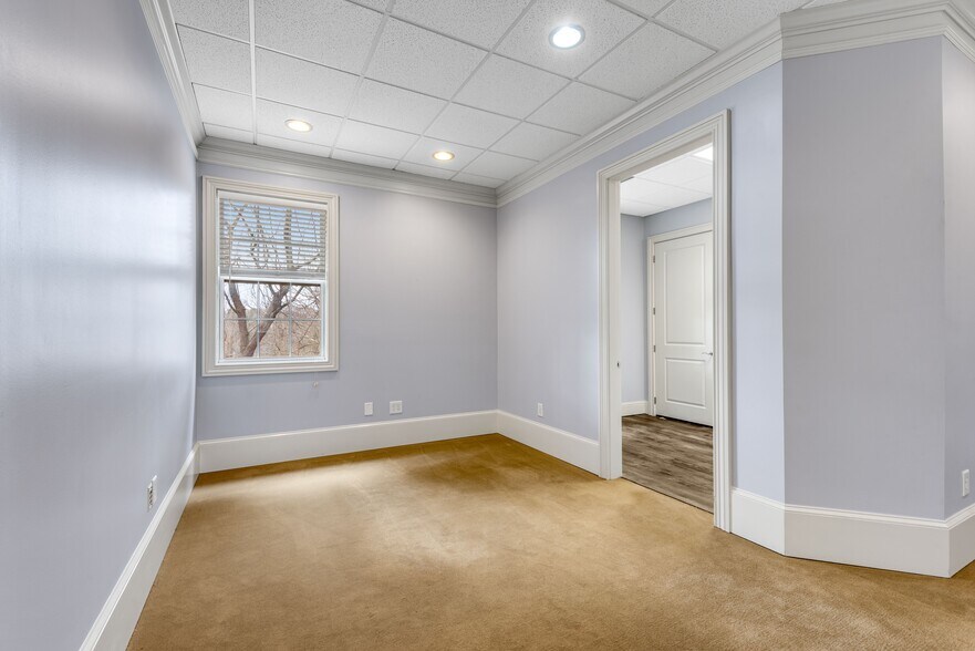 More Photos Of 3475 Dallas Hwy, Marietta Office For Lease