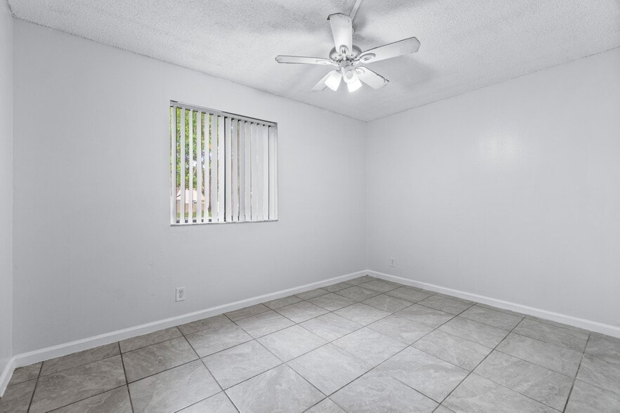 More Photos Of 1831-1837 NW 94th ave, Coral Springs Apartments For Sale