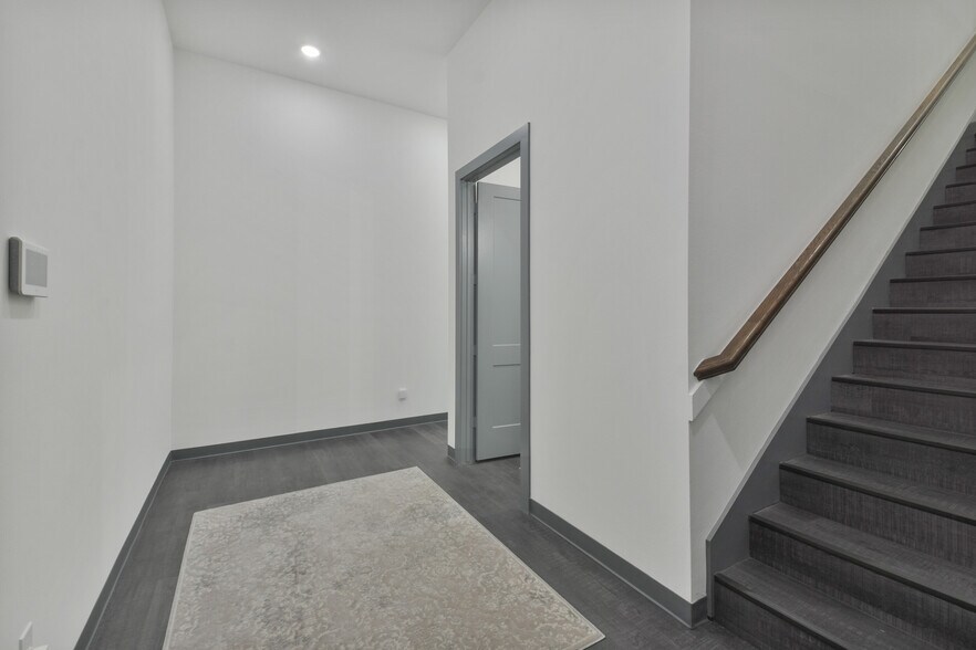 More Photos Of 11821 FM 1488, Magnolia Medical For Sale