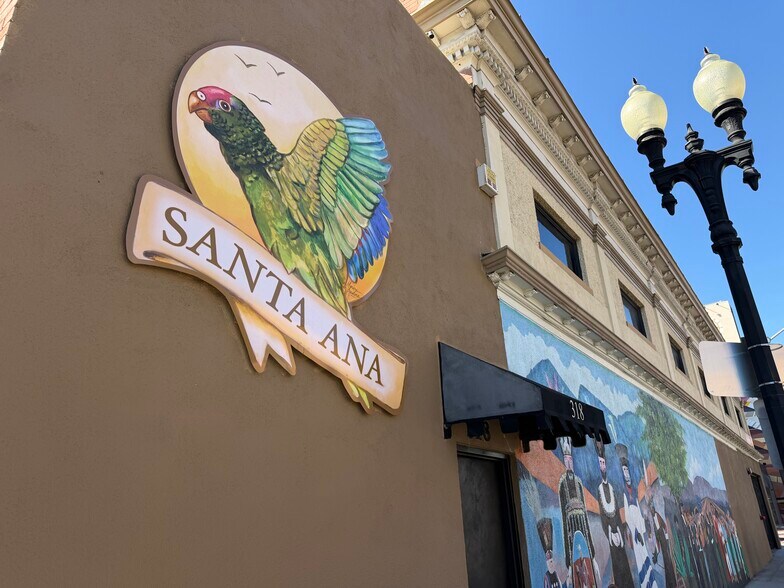 More Photos Of 120 E 4th St, Santa Ana Storefront Retail Office For Sale