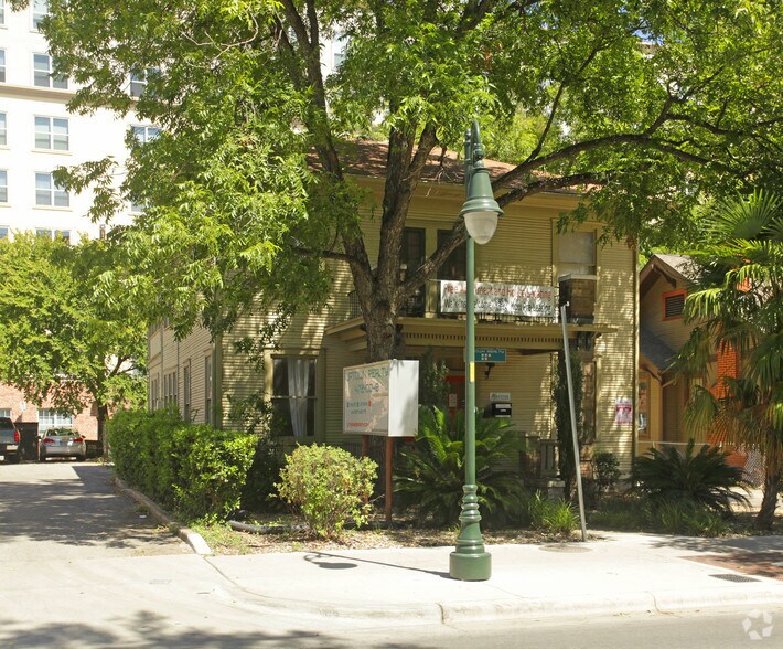 More Photos Of 2309 Rio Grande St, Austin Office For Lease