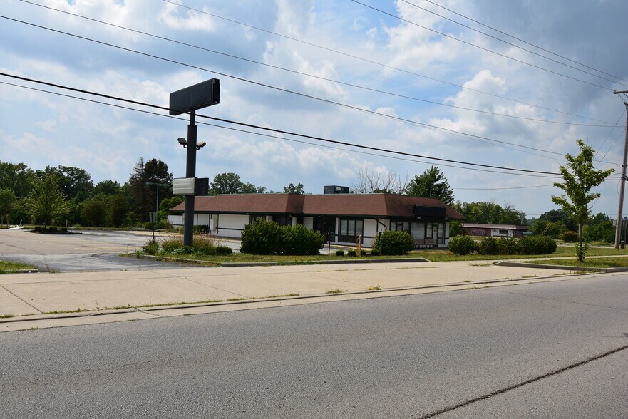 More Photos Of 5140 Salem Ave, Dayton Freestanding For Lease