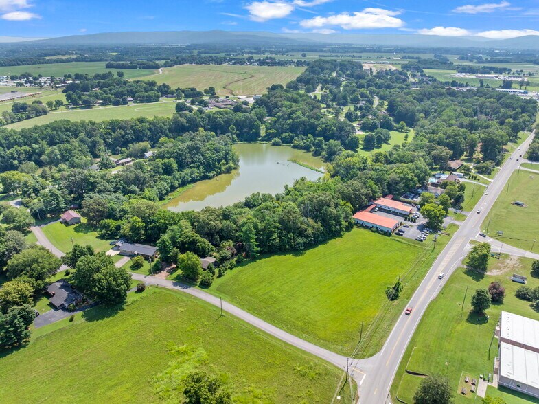 More Photos Of College St S, Winchester Land For Sale