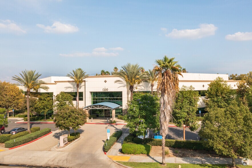 Primary Photo Of 1200 California St, Redlands Office For Lease