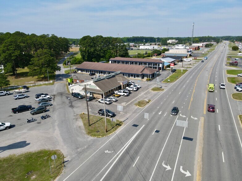 More Photos Of 101 W Boulevard, Williamston Restaurant For Sale
