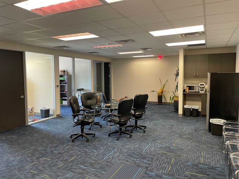 More Photos Of 512 E Riverside Dr, Austin Office For Lease