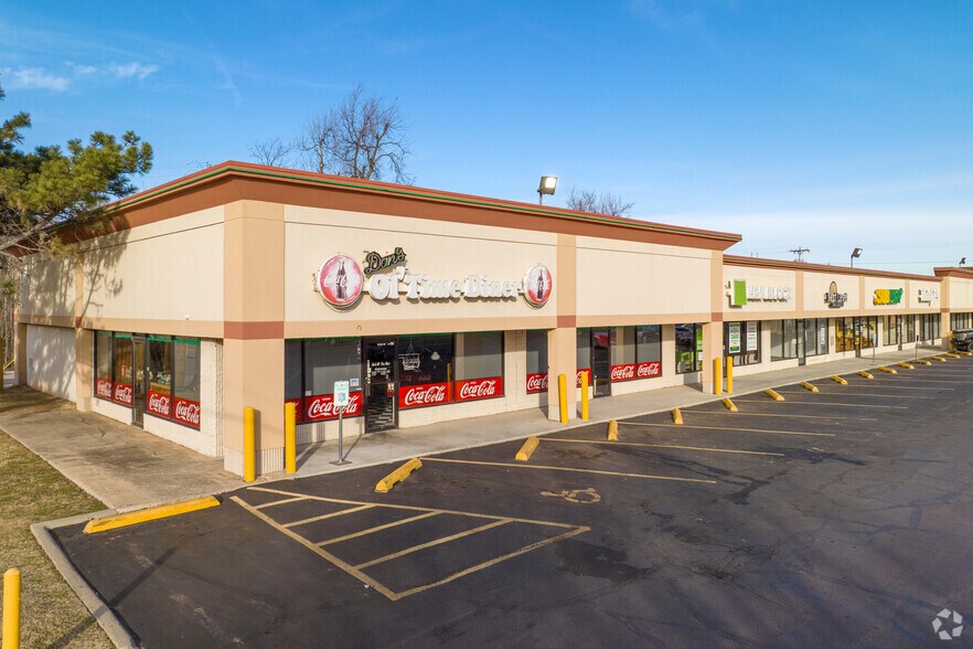 More Photos Of 8400 S Western Ave, Oklahoma City Unknown For Lease