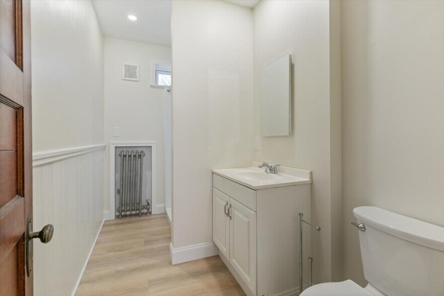 More Photos Of 412 Cabot St, Beverly Apartments For Sale