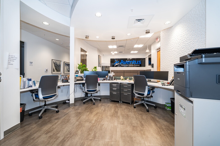 More Photos Of 7560 Red Bug Lake Rd, Oviedo Medical For Sale