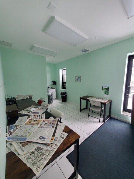 More Photos Of 4014 157th St, Flushing Flex For Sale