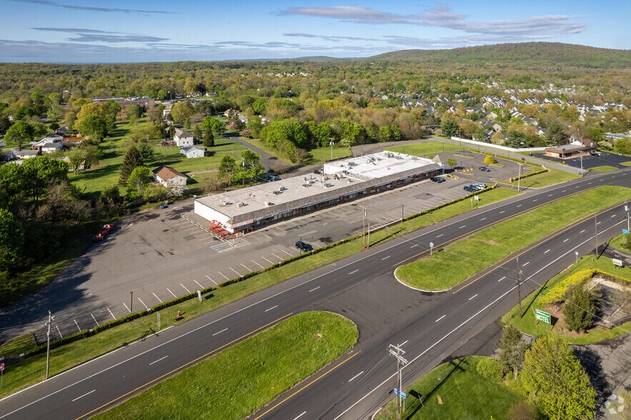 More Photos Of 539 Route 22 E, White House Station Unknown For Lease