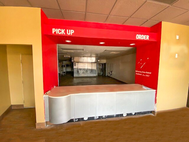 More Photos Of 20162-20240 US Highway 18, Apple Valley Unknown For Lease