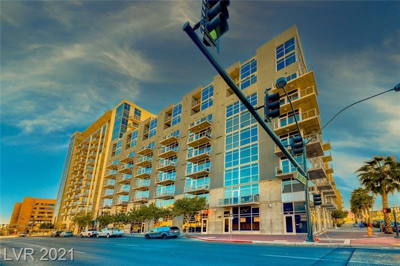 More Photos Of 353 E Bonneville Ave, Las Vegas Apartments For Sale