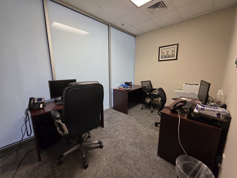 More Photos Of 2100 Aloma Ave, Winter Park Medical For Lease