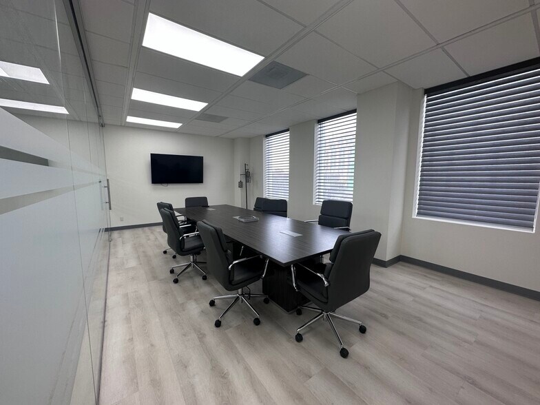 More Photos Of 2975 Wilshire Blvd, Los Angeles Office For Lease