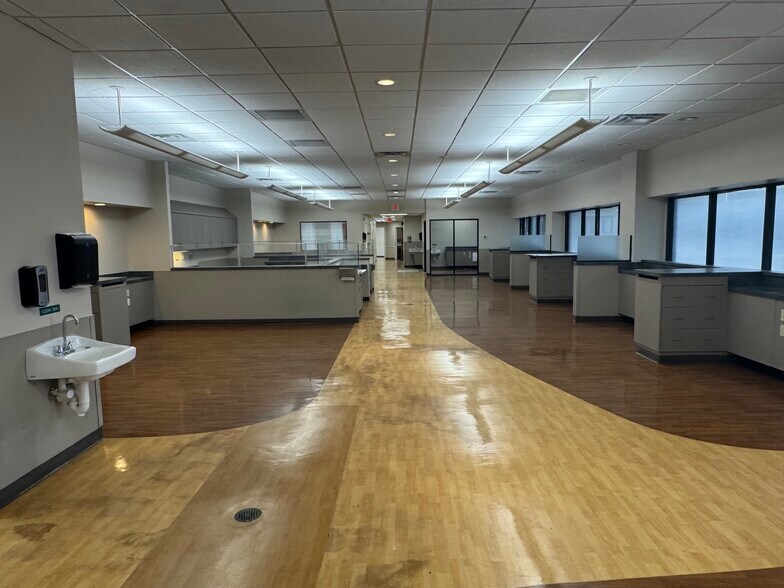 More Photos Of 707 Grand Caillou Rd, Houma Medical For Lease