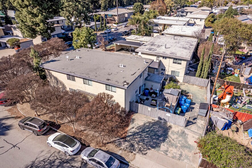 More Photos Of 928-930 Ravenscourt Ave, Campbell Apartments For Sale