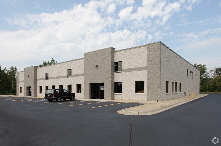 Primary Photo Of 1257 172nd Ln NE, Ham Lake Warehouse For Lease