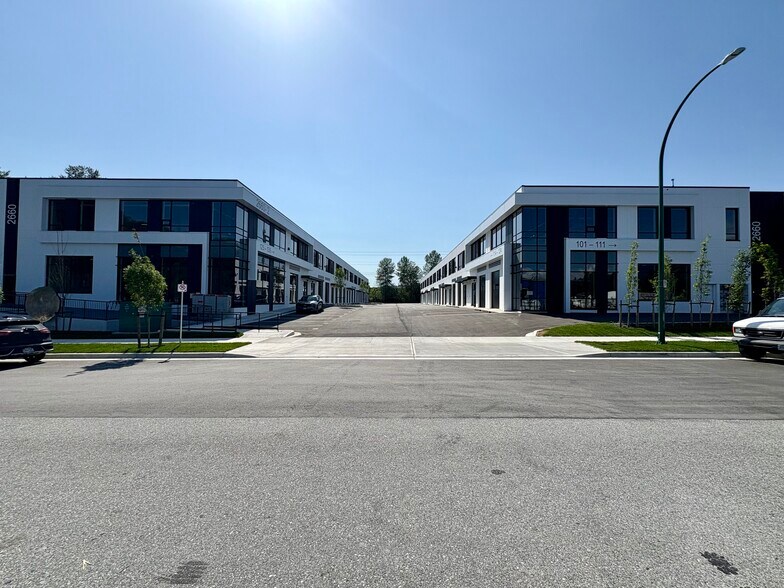 More Photos Of 2660 Barnet Hwy, Coquitlam Warehouse For Sale
