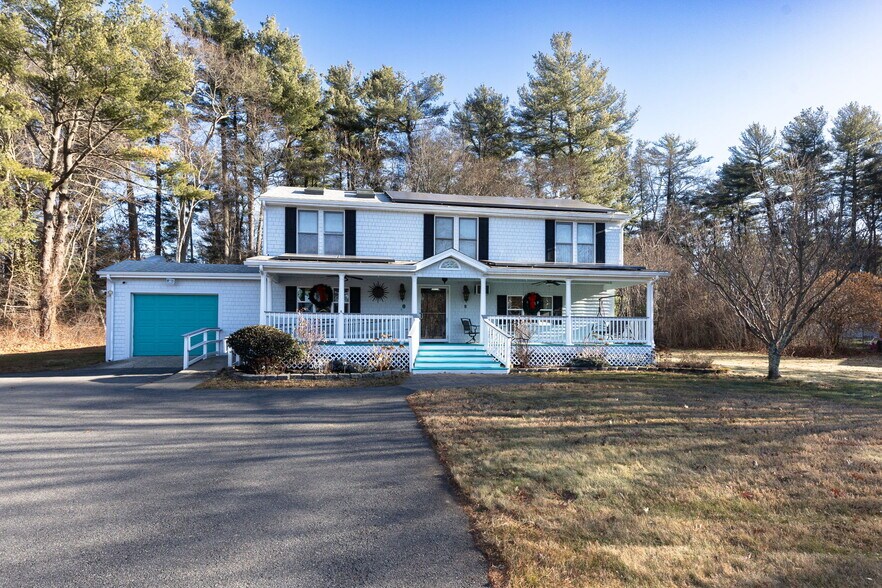 More Photos Of 860 Washington St, South Easton General Retail For Sale