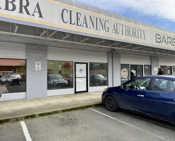 More Photos Of 10909 Portland Ave E, Tacoma Freestanding For Lease