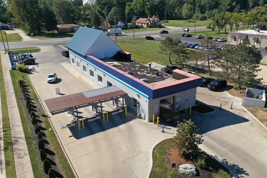 More Photos Of 32685 23 Mile Rd, Chesterfield Carwash For Sale