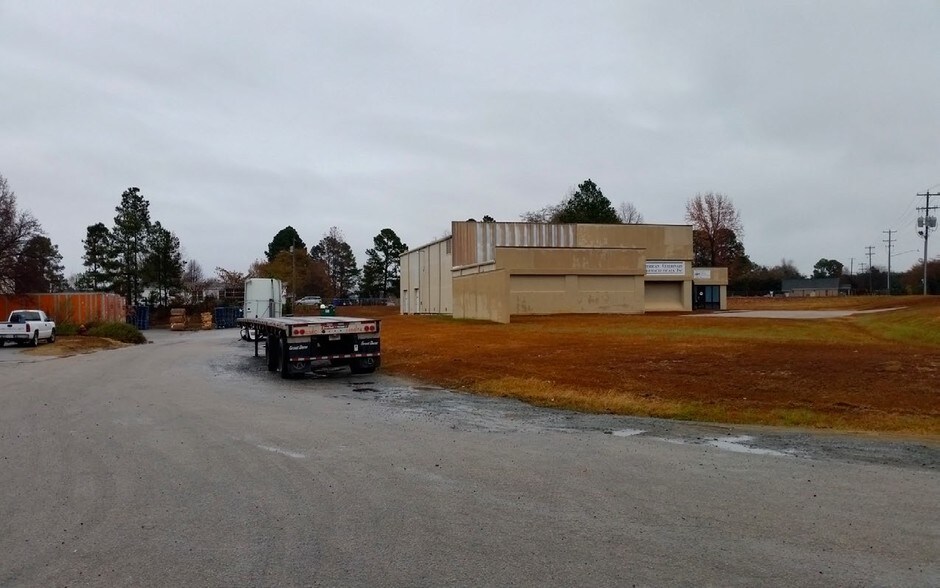 1702 Chicopee Rd, Benson, NC 27504 Industrial For Lease