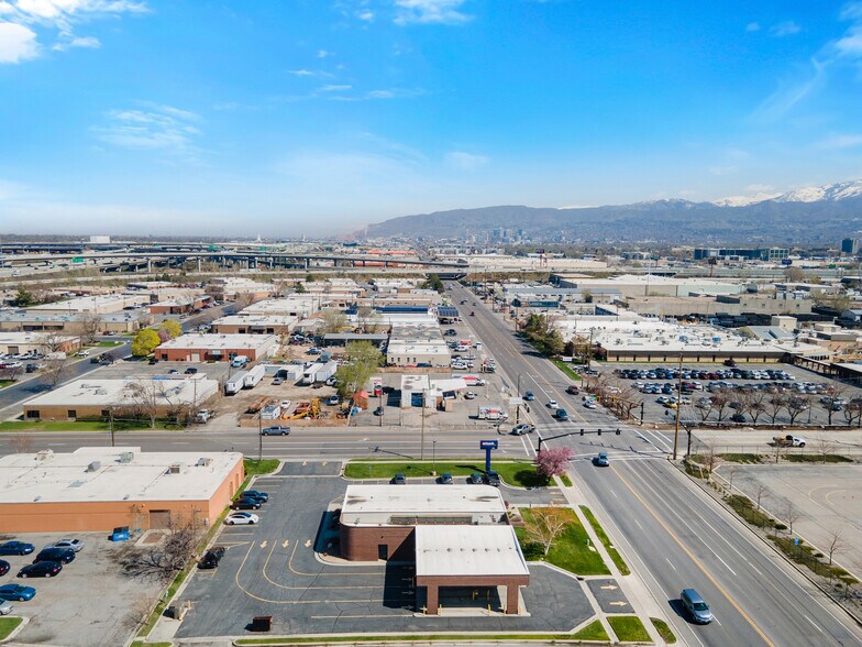 More Photos Of 2714 S 300 W, Salt Lake City Bank For Lease